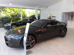 Aston Martin Vantage S Aston Martin Vantage S