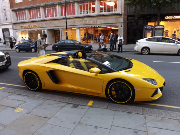 Lamborghni Aventador